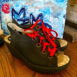 Fly London Perforated Black Leather Platform Wedge Sandals Red Ribbon Tie Sz 40